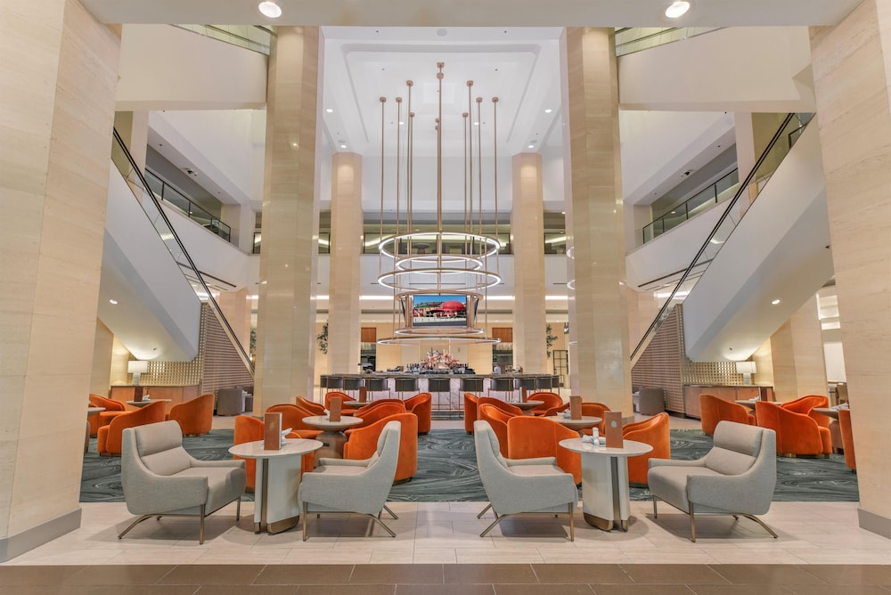 Hilton Anaheim — Hotel building in Anaheim, California