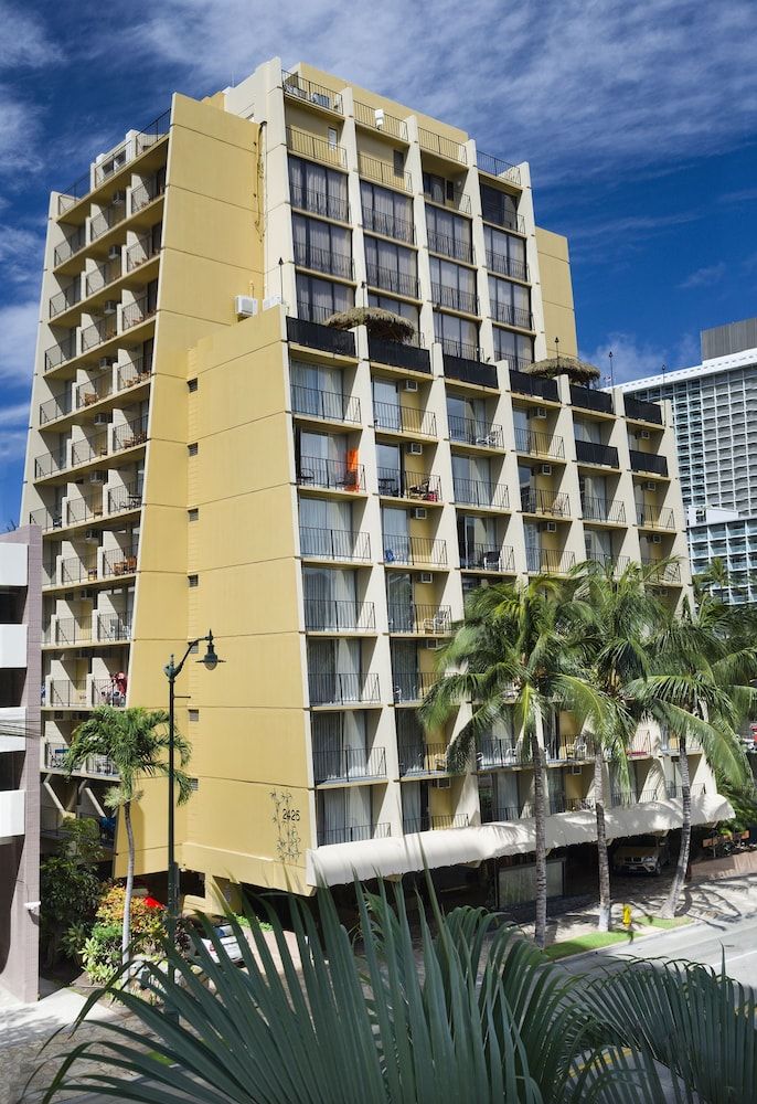 Castle Bamboo Waikīkī Hotel image