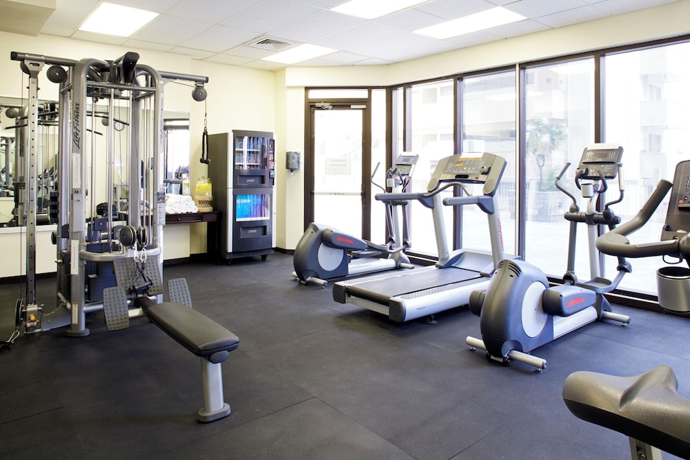 Skyline Island Colony Hotel — Sports & recreation in Honolulu, Hawaii