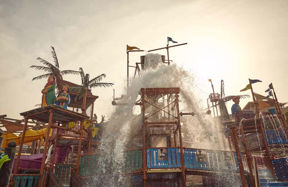 Jumeirah Beach Hotel Dubai — Pool in Dubai