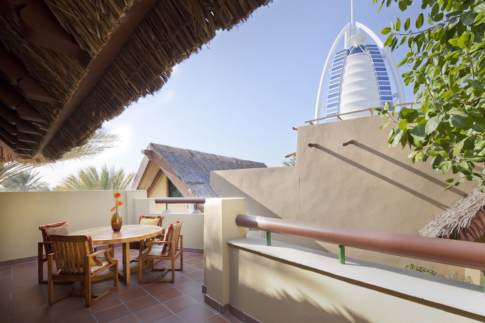 Jumeirah Beach Hotel Dubai — Rooms in Dubai