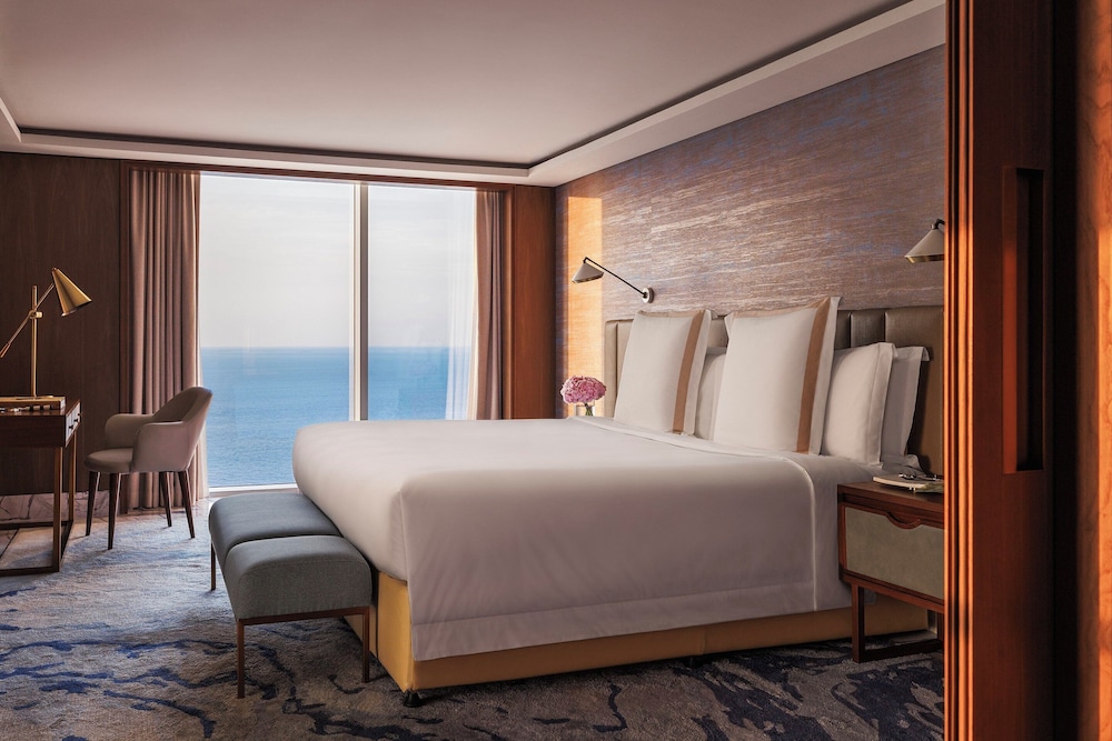 Jumeirah Beach Hotel Dubai — Rooms in Dubai