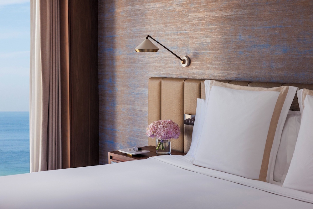 Jumeirah Beach Hotel Dubai — Rooms in Dubai