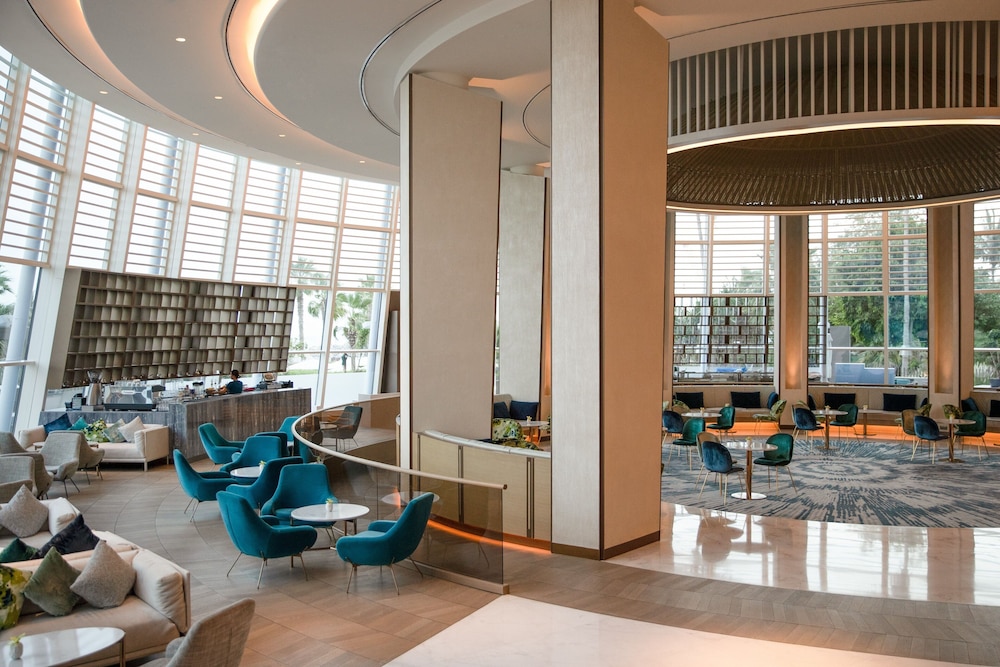 Jumeirah Beach Hotel Dubai — Shared spaces in Dubai