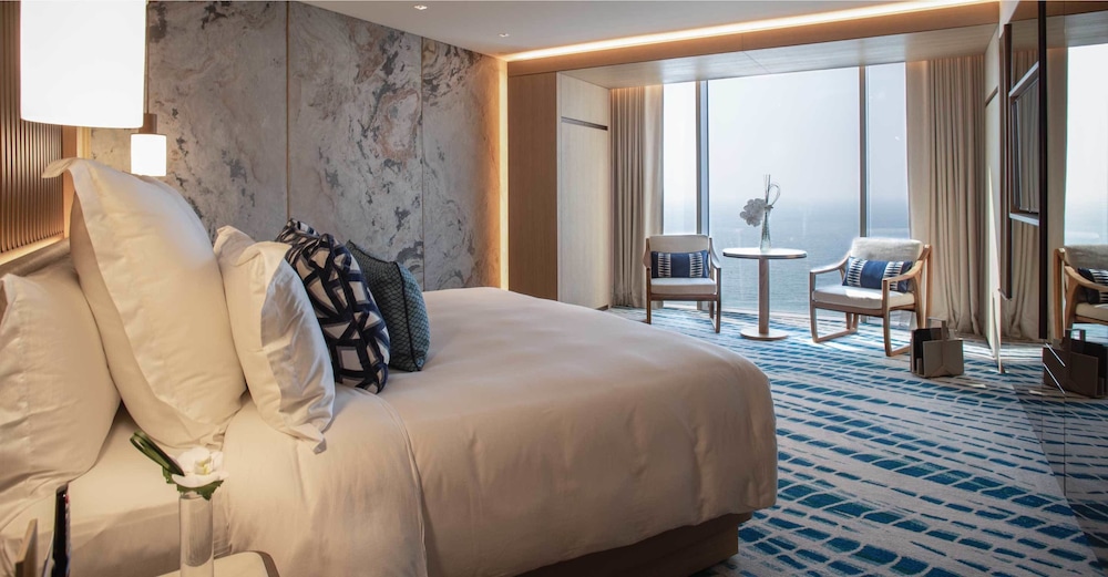 Jumeirah Beach Hotel Dubai — Rooms in Dubai