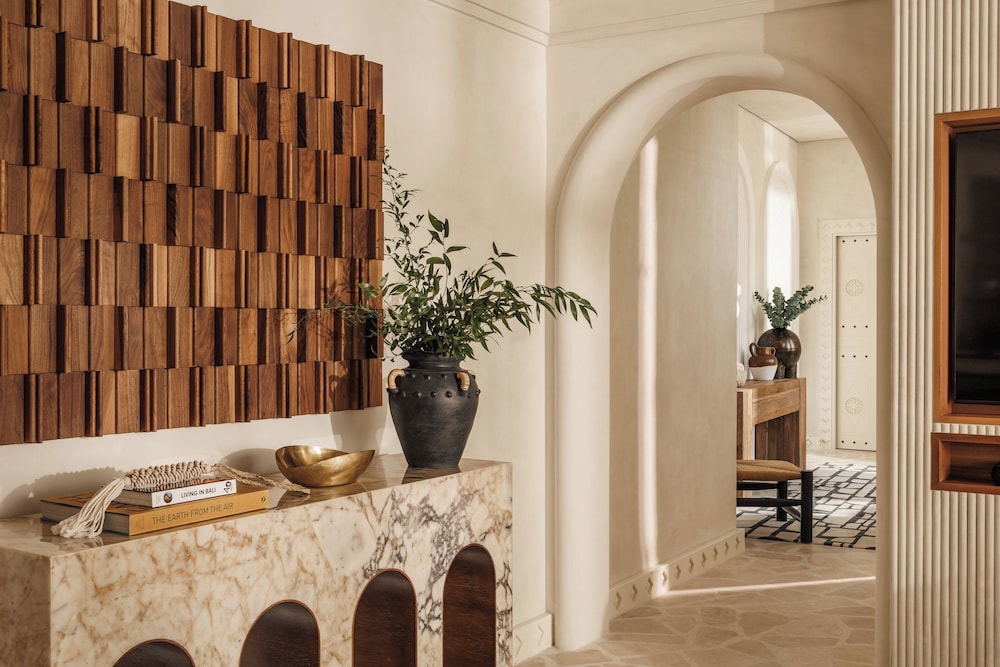 Jumeirah Beach Hotel Dubai — Shared spaces in Dubai