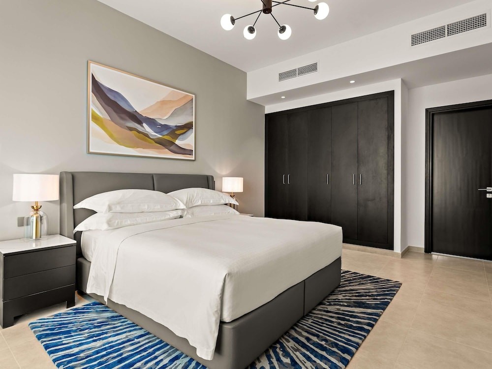 Mövenpick Hotel & Apartments Bur Dubai — Hotel rooms in Dubai