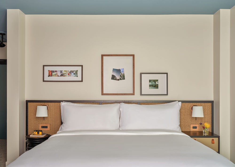 Romer House Waikiki — Hotel rooms in Honolulu, Hawaii