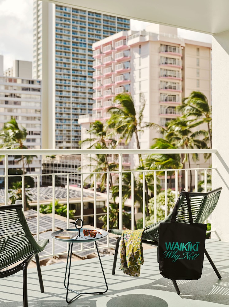Romer House Waikiki — Hotel building in Honolulu, Hawaii