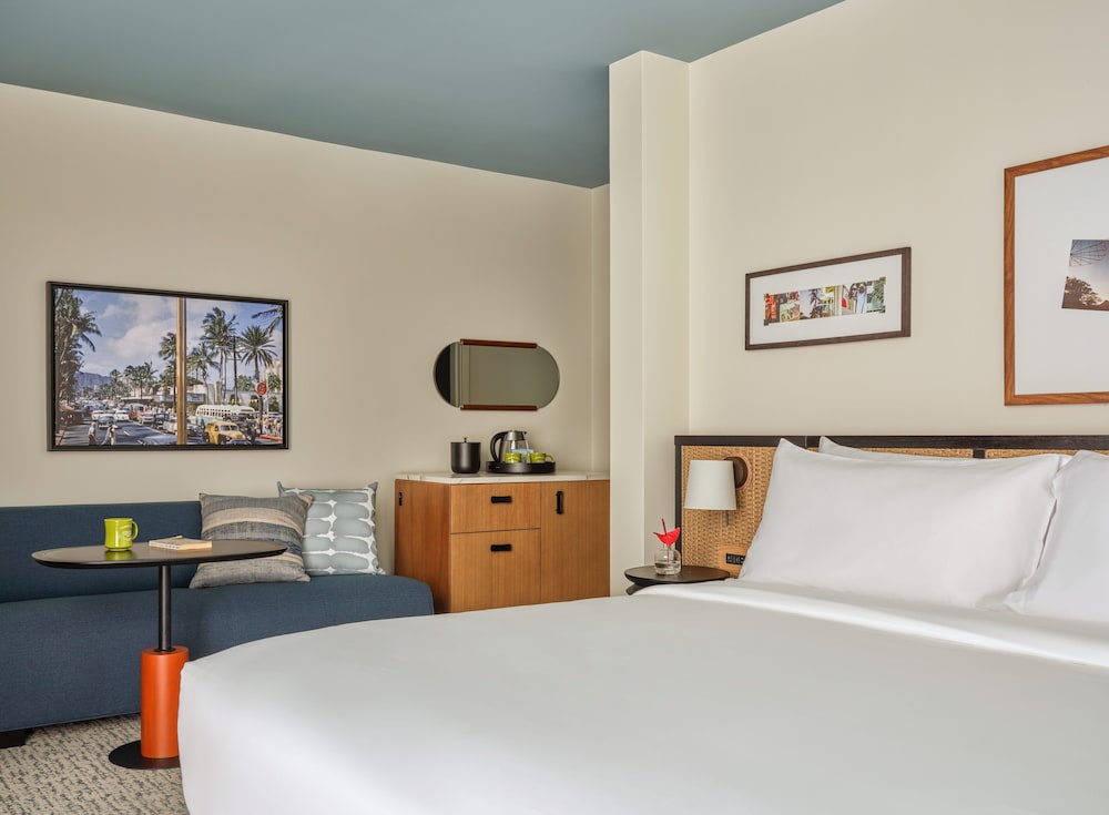 Romer House Waikiki — Hotel rooms in Honolulu, Hawaii