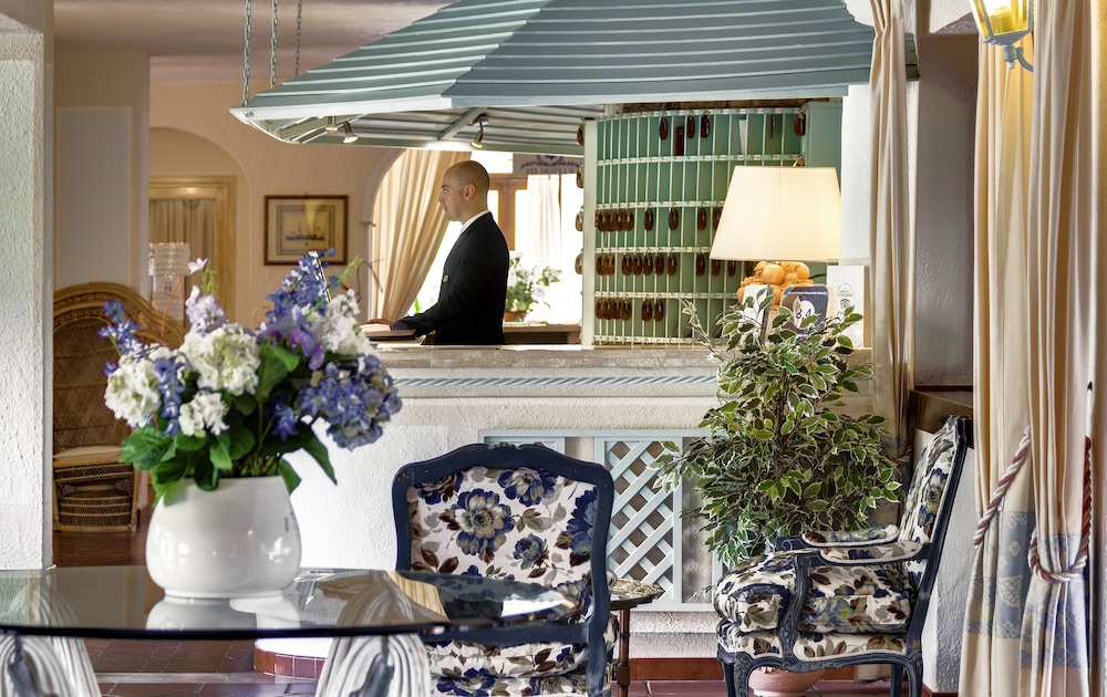 Grand Hotel Smeraldo Beach — Restaurant & bars in Arzachena, Sardinia