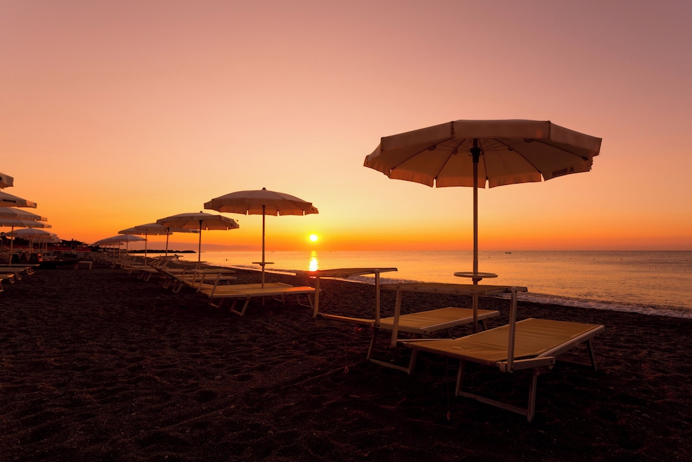Hellenia Yachting Hotel — Beach in Giardini Naxos, Sicily