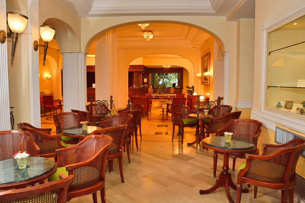 Hellenia Yachting Hotel — Restaurant & bars in Giardini Naxos, Sicily