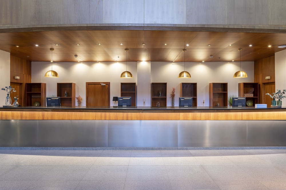 Melia Benidorm — Hotel building in Benidorm, Valencian Community
