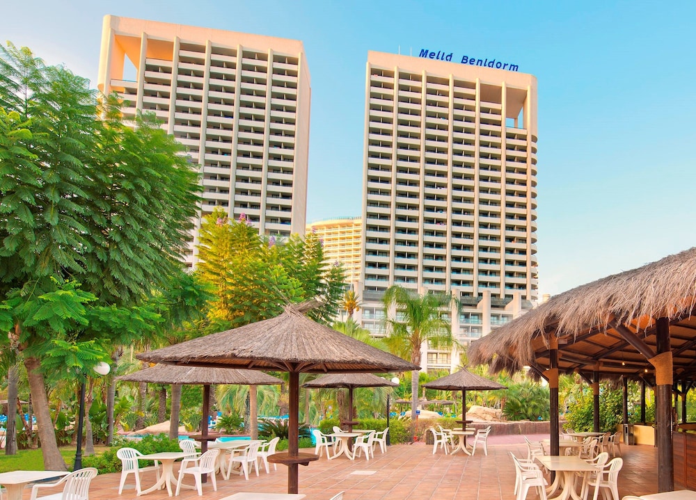 Melia Benidorm — Hotel building in Benidorm, Valencian Community