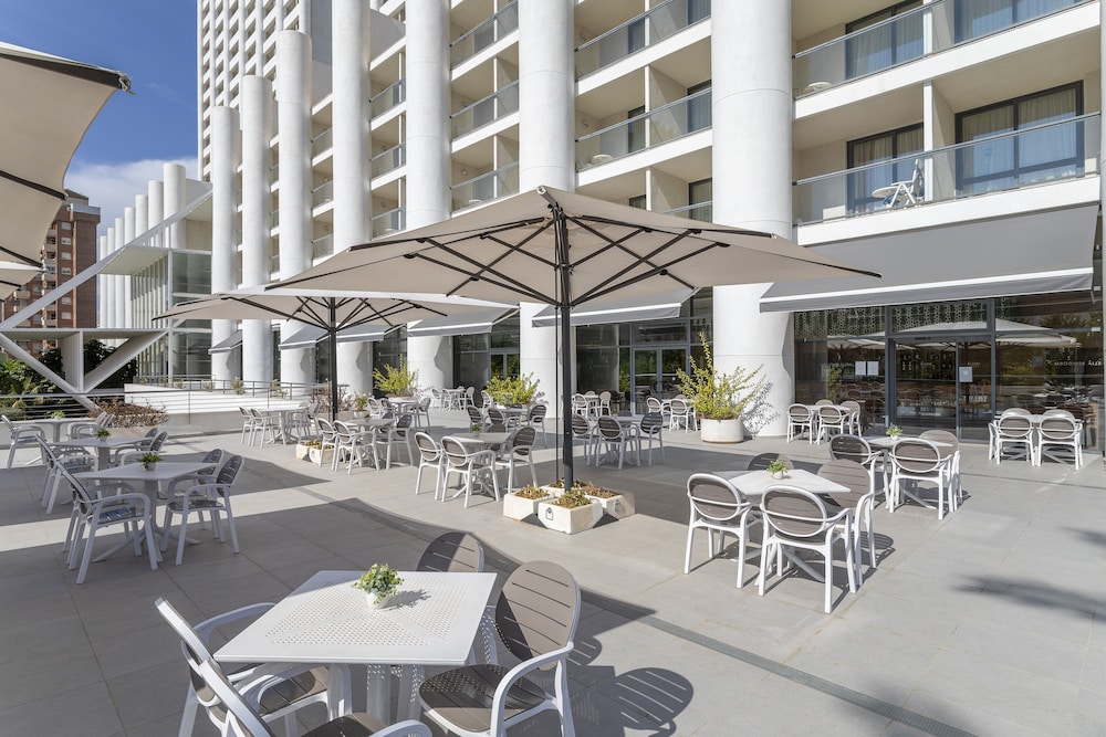 Melia Benidorm — Restaurant & bars in Benidorm, Valencian Community