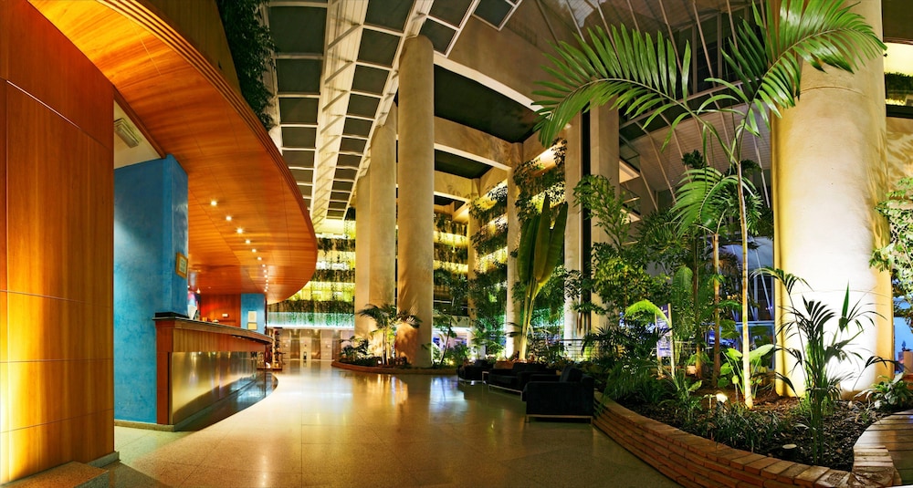 Melia Benidorm — Hotel building in Benidorm, Valencian Community