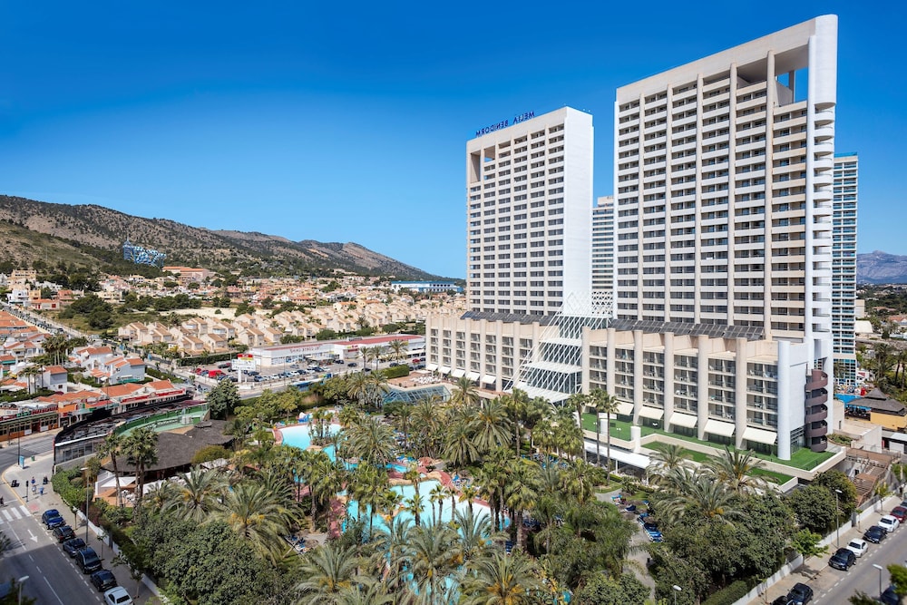 Melia Benidorm — Hotel building in Benidorm, Valencian Community