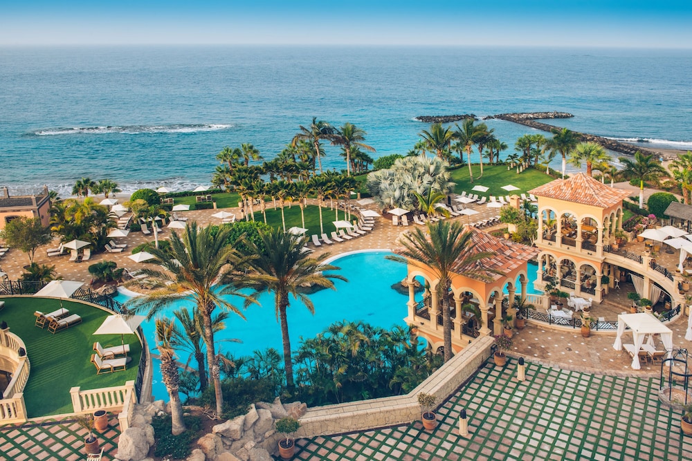JOIA El Mirador by Iberostar -Adults Only — Swimming pool in Costa Adeje, Canary Islands