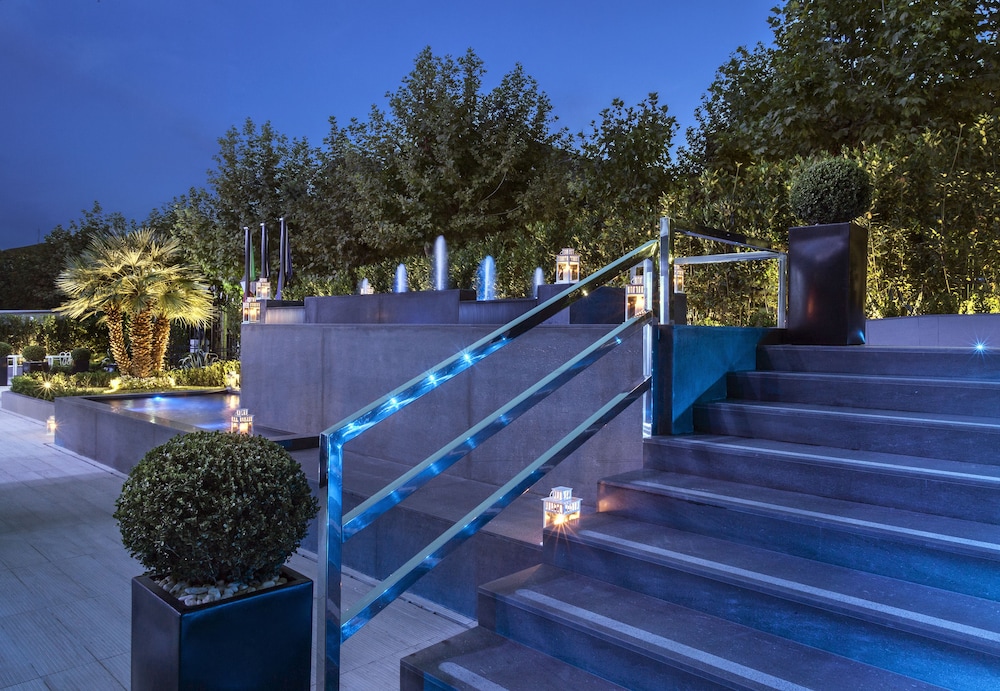 LHP Hotel Montecatini Palace & SPA — Swimming pool in Montecatini Terme, Tuscany