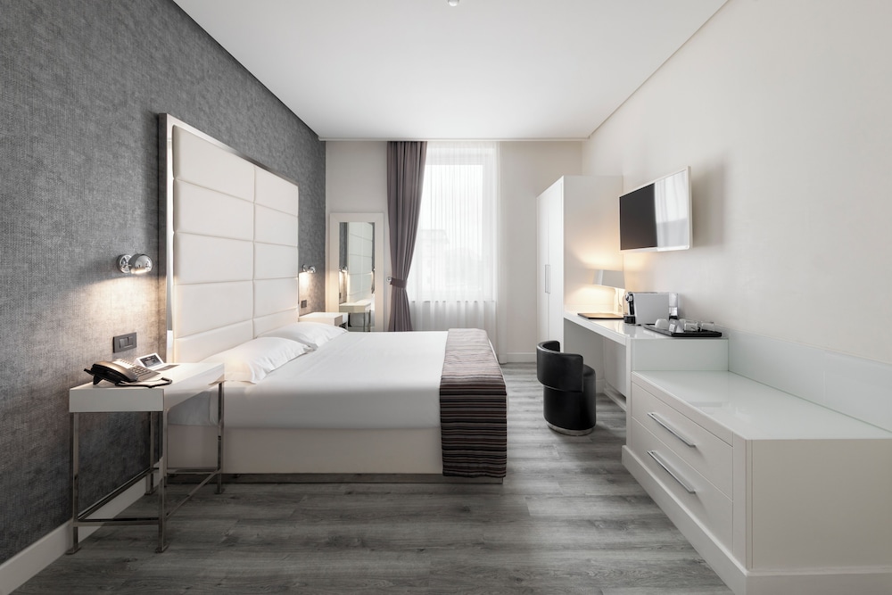 LHP Hotel Montecatini Palace & SPA — Hotel rooms in Montecatini Terme, Tuscany