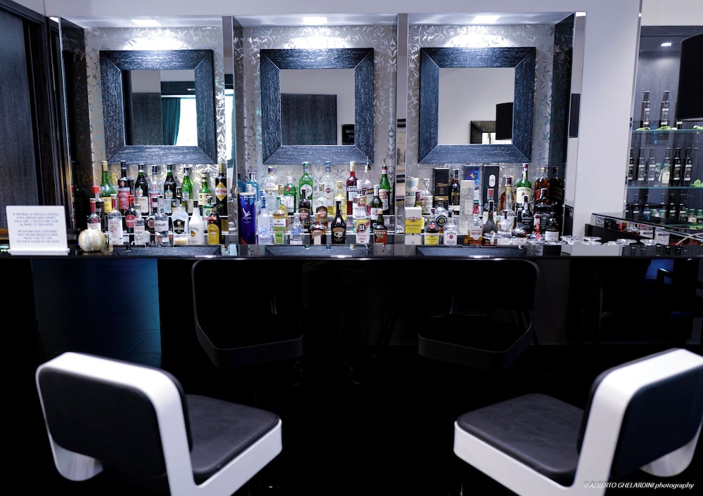 LHP Hotel Montecatini Palace & SPA — Restaurant & bars in Montecatini Terme, Tuscany