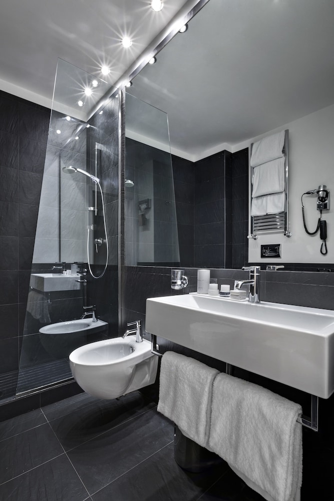 LHP Hotel Montecatini Palace & SPA — Hotel rooms in Montecatini Terme, Tuscany