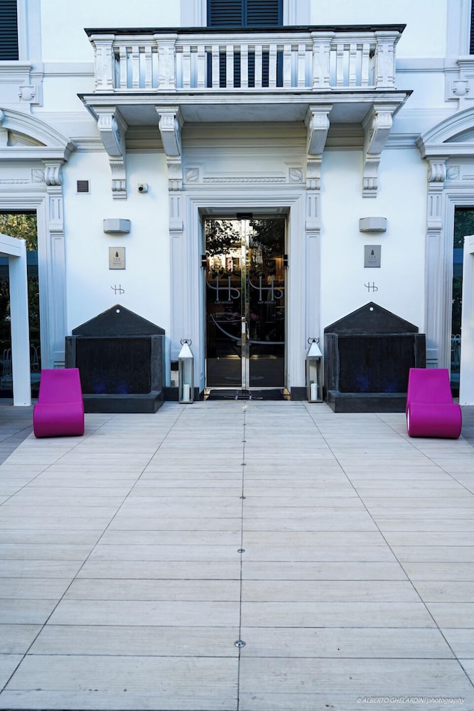 LHP Hotel Montecatini Palace & SPA — Hotel building in Montecatini Terme, Tuscany