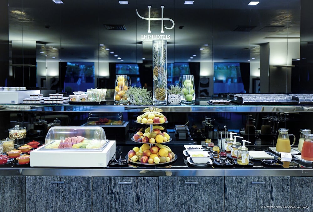 LHP Hotel Montecatini Palace & SPA — Restaurant & bars in Montecatini Terme, Tuscany