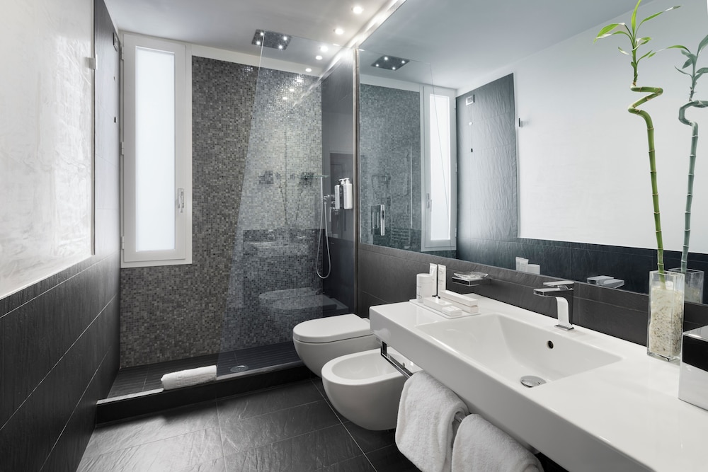 LHP Hotel Montecatini Palace & SPA — Hotel rooms in Montecatini Terme, Tuscany