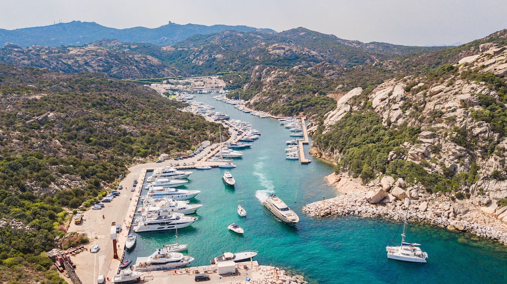W Sardinia - Poltu Quatu — Attractions in the area in Arzachena, Sardinia