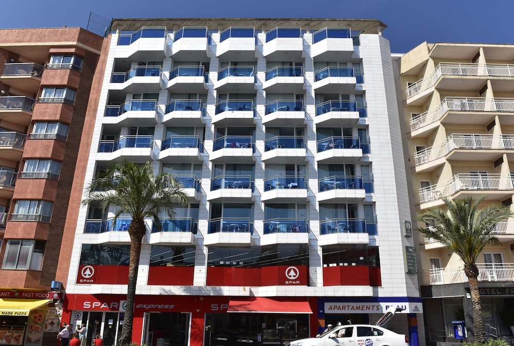 Apartaments Blau — Hotel building in Lloret de Mar, Catalonia