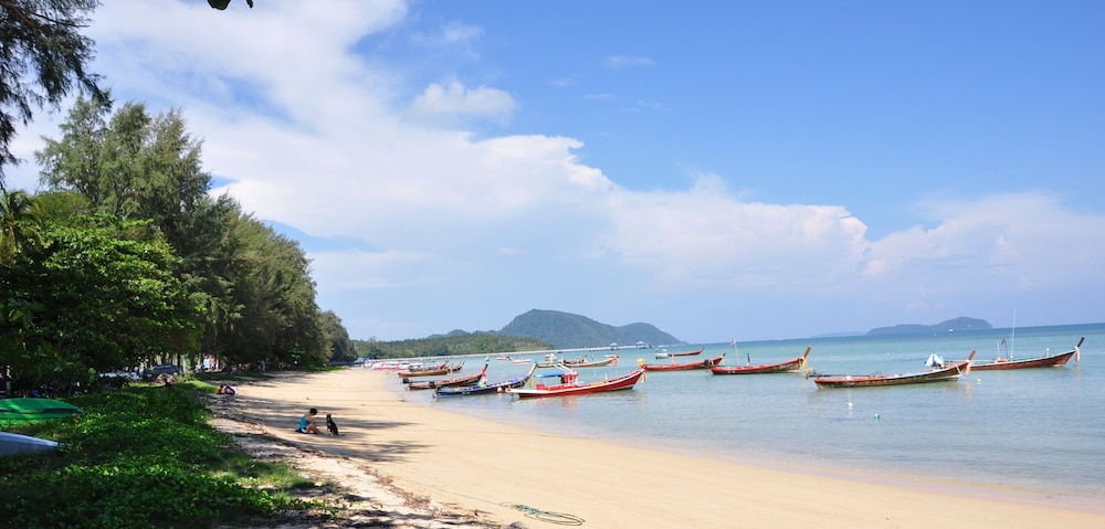 Rawai Palm Beach Resort — Beach in Rawai, Phuket Province