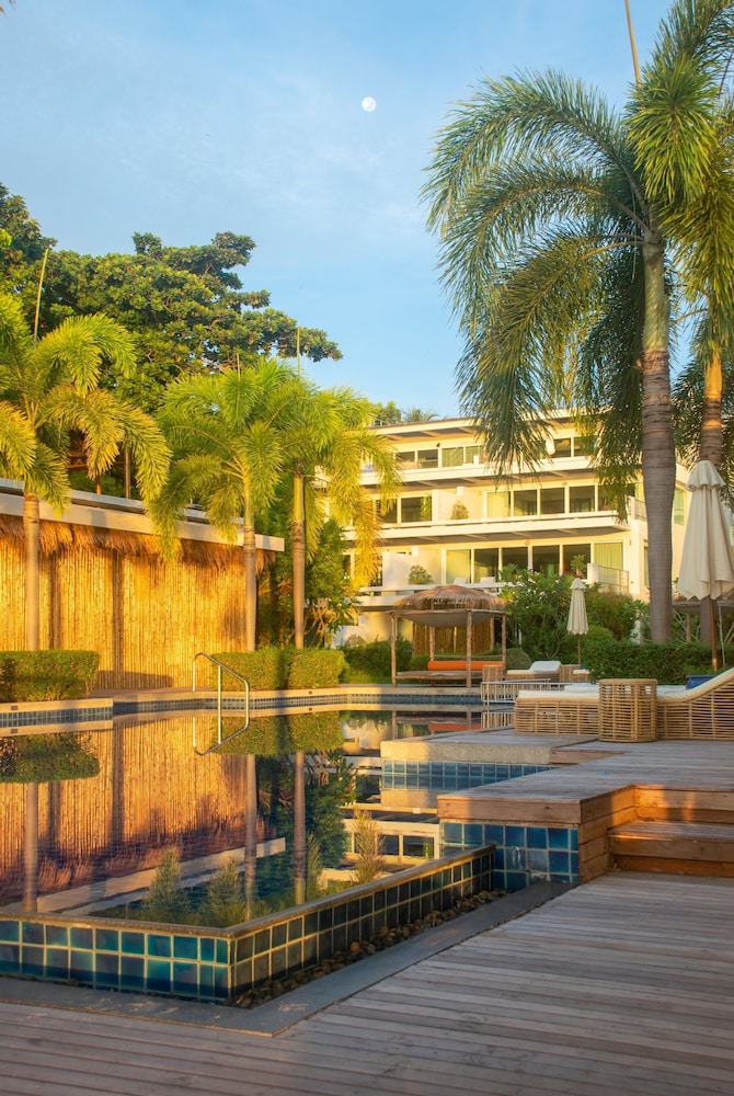 Selina Serenity Rawai Phuket — Swimming pool in Rawai, Phuket Province