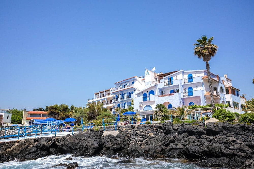 Hotel Kalos — Main photo in Giardini Naxos, Sicily
