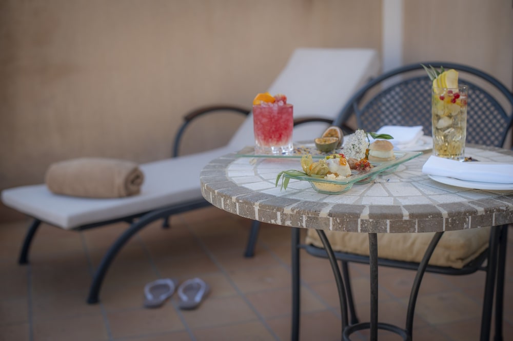 Almar Giardino di Costanza Mazara del Vallo Resort & Spa — Restaurant & bars in Mazara del Vallo, Sicily