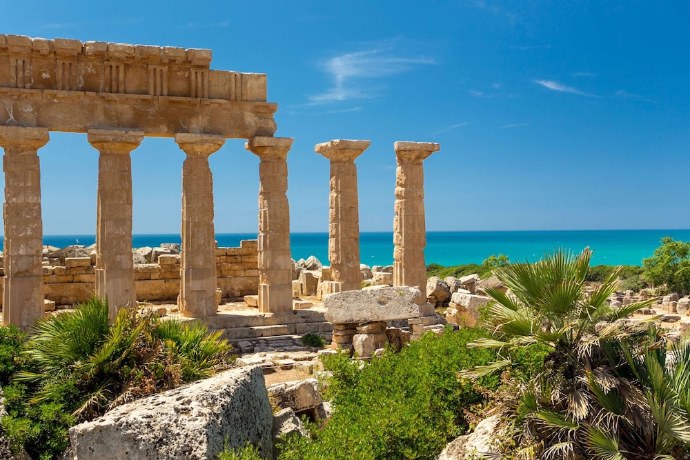 Almar Giardino di Costanza Mazara del Vallo Resort & Spa — Attractions in the area in Mazara del Vallo, Sicily