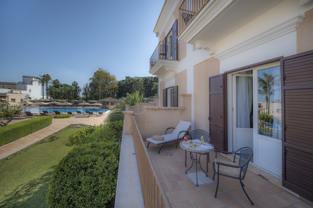 Almar Giardino di Costanza Mazara del Vallo Resort & Spa — Swimming pool in Mazara del Vallo, Sicily