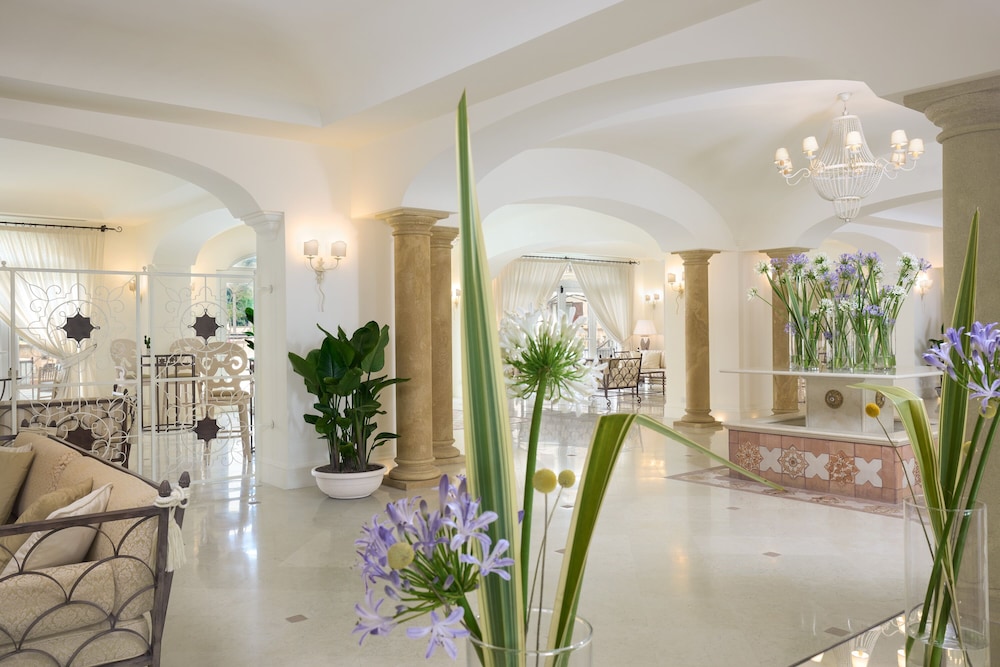 Almar Giardino di Costanza Mazara del Vallo Resort & Spa — Hotel building in Mazara del Vallo, Sicily