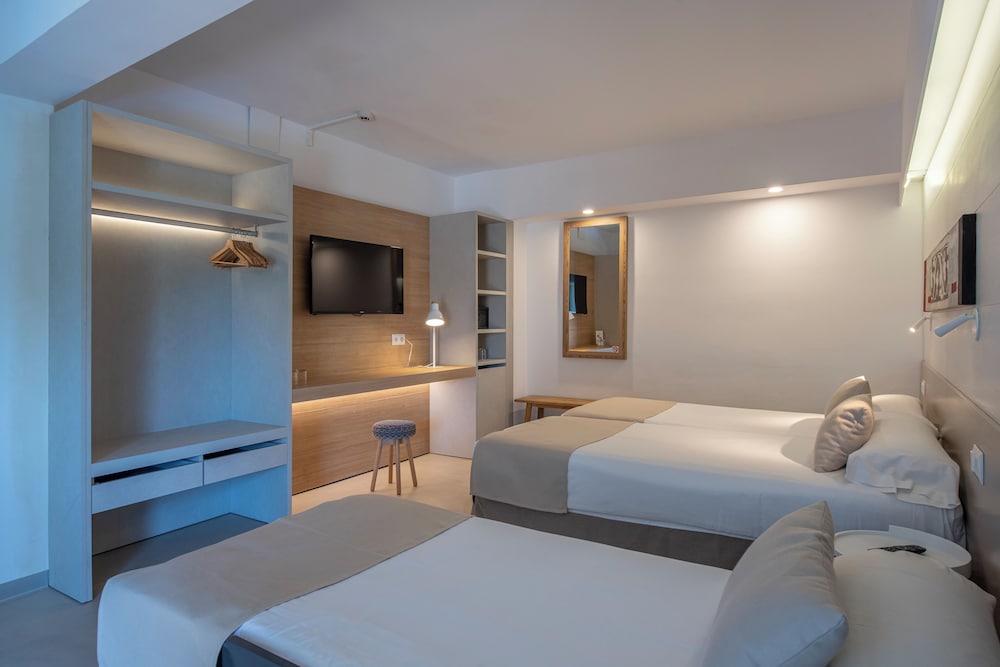 Hotel Bordoy Cosmopolitan — Hotel rooms in Playa de Palma, Balearic Islands