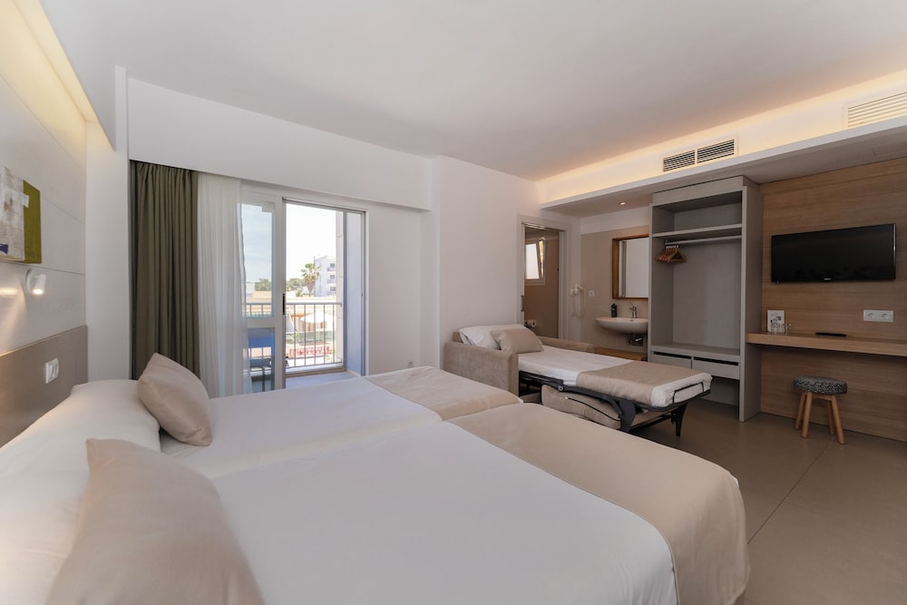 Hotel Bordoy Cosmopolitan — Hotel rooms in Playa de Palma, Balearic Islands