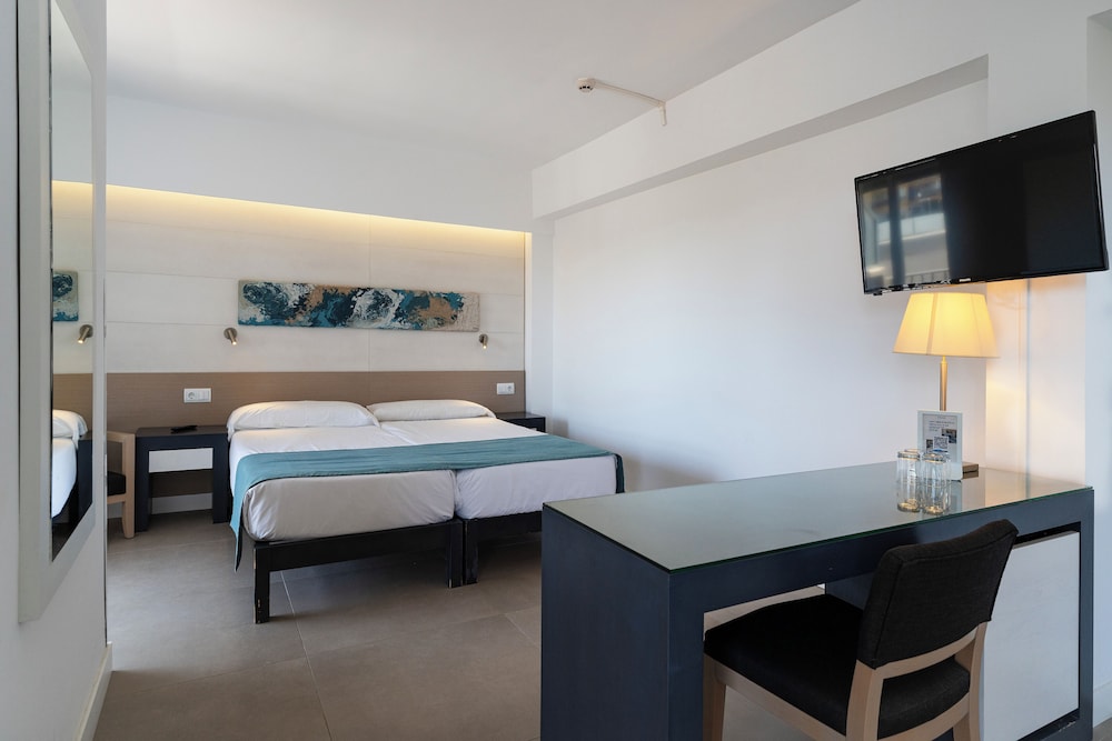 Hotel Bordoy Cosmopolitan — Hotel rooms in Playa de Palma, Balearic Islands