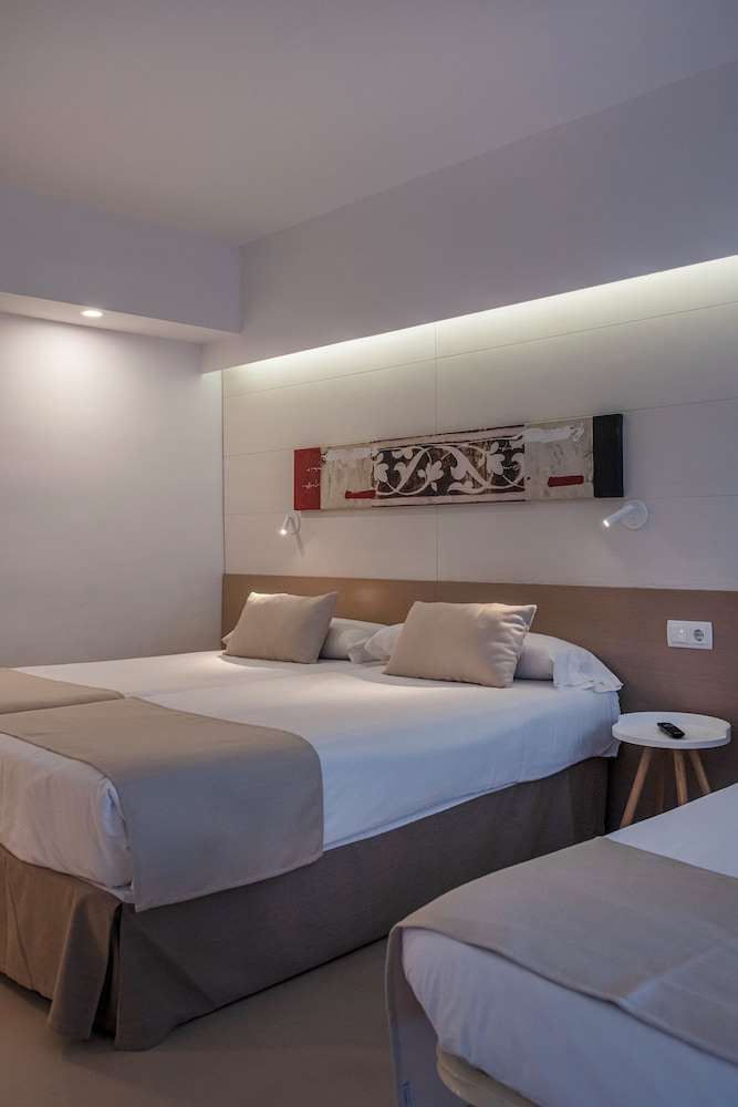 Hotel Bordoy Cosmopolitan — Hotel rooms in Playa de Palma, Balearic Islands