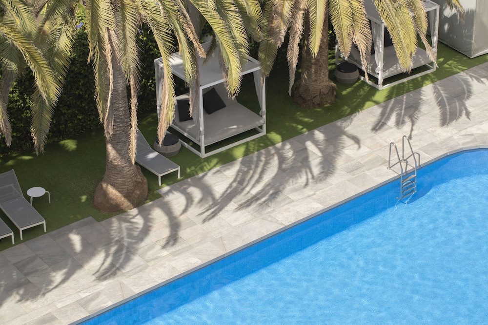 Hotel Bordoy Cosmopolitan — Swimming pool in Playa de Palma, Balearic Islands