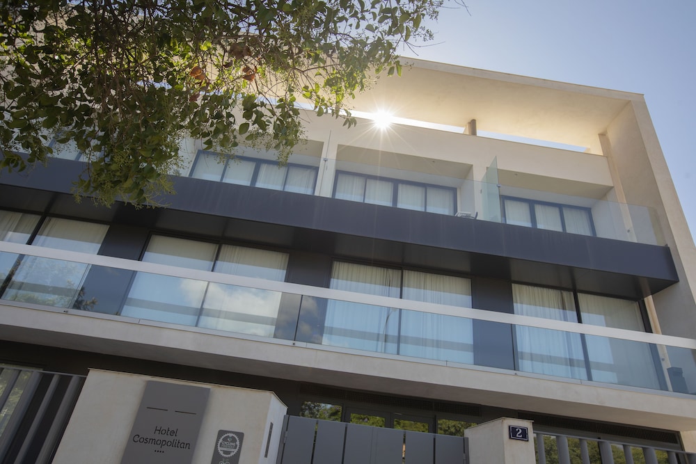 Hotel Bordoy Cosmopolitan — Hotel building in Playa de Palma, Balearic Islands