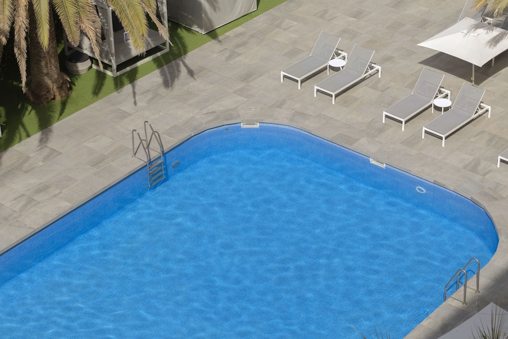 Hotel Bordoy Cosmopolitan — Swimming pool in Playa de Palma, Balearic Islands