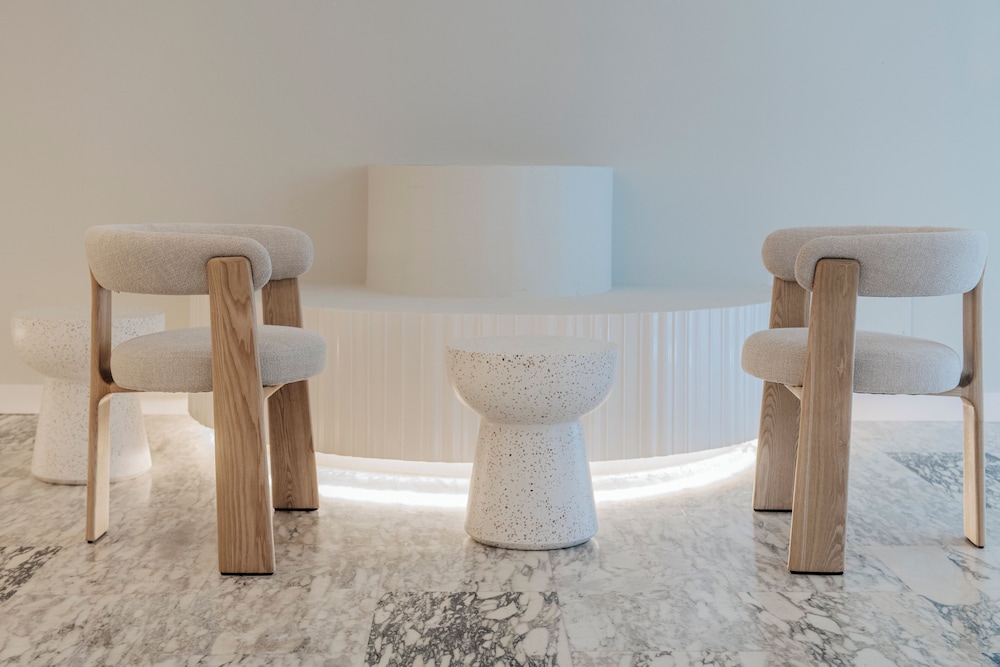 Suites ROC Portonova - Newly Renovated 2026 — Hotel rooms in Palma Nova, Balearic Islands
