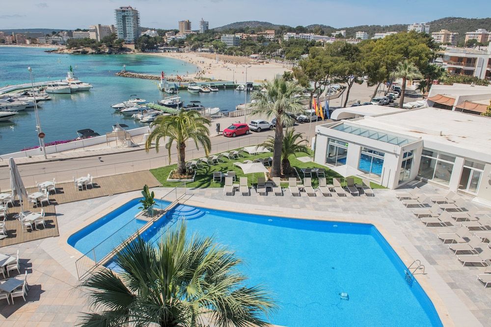 Suites ROC Portonova - Newly Renovated 2026 image
