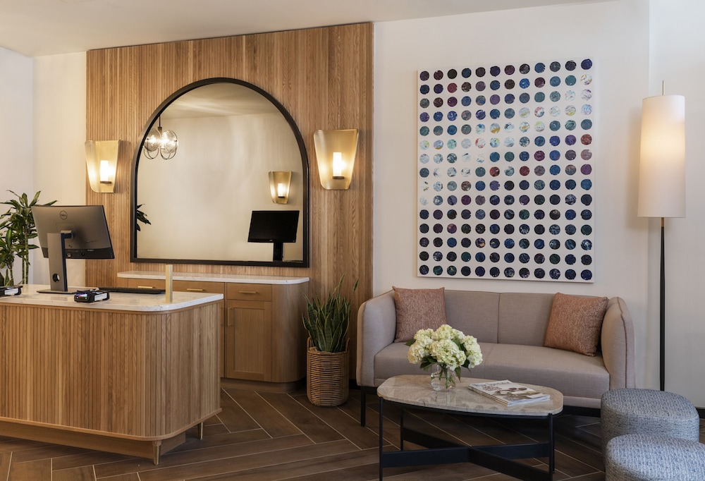 Hotel Madera — Hotel building in Washington, District of Columbia