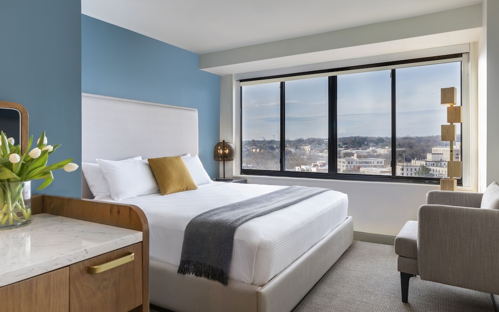 Hotel Madera — Hotel rooms in Washington, District of Columbia